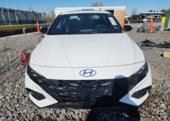 Hyundai Elantra 2022 Тбилиси