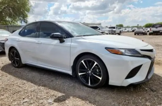 Toyota Camry 2.5L 2019 Тбилиси