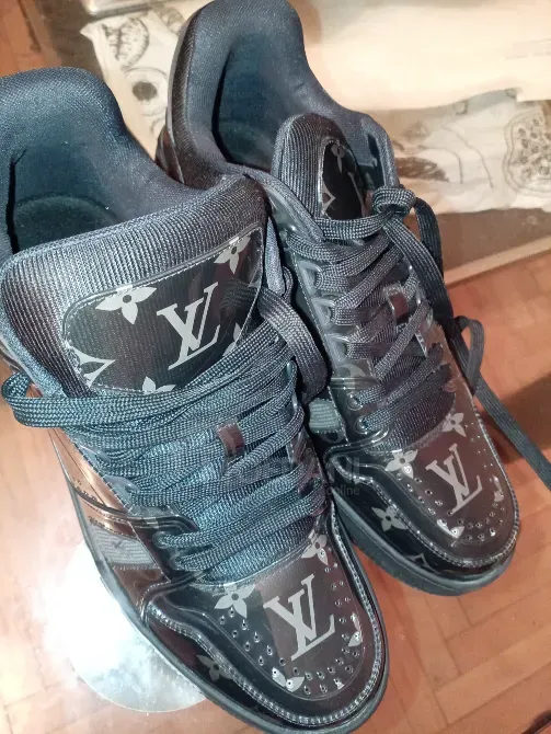 Louis Vuitton Trainer 44 sneakers Tbilisi - photo 1