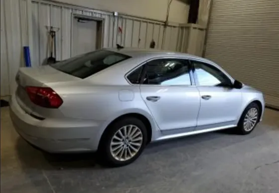 Volkswagen Passat 1.8 2016 Тбилиси