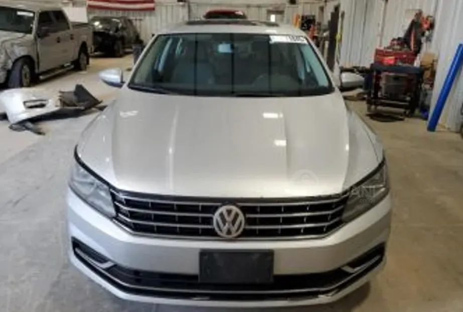 Volkswagen Passat 1.8 2016 Тбилиси - изображение 1