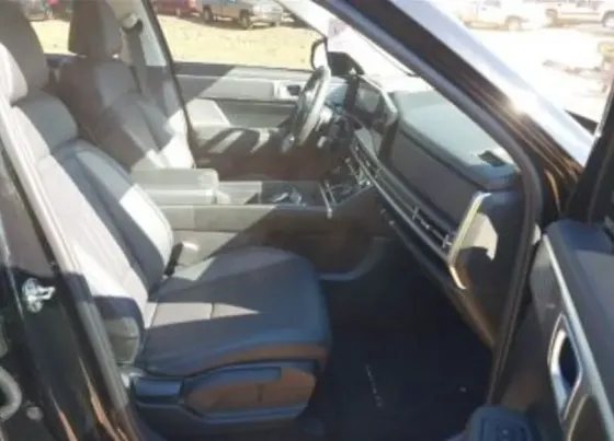 Hyundai Santa Fe 2024 Тбилиси