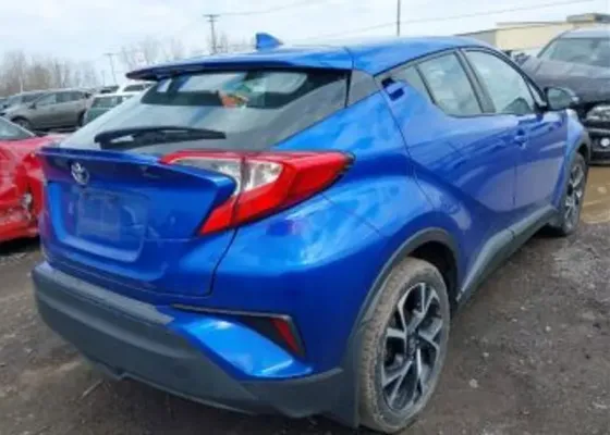 Toyota C-HR 2L 2018 Тбилиси