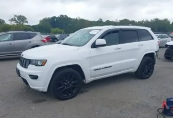 Jeep Grand Cherokee 2017 Тбилиси