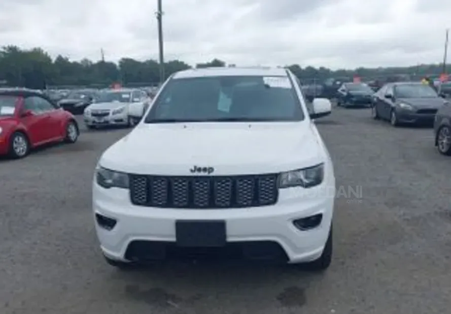 Jeep Grand Cherokee 2017 Тбилиси - изображение 1