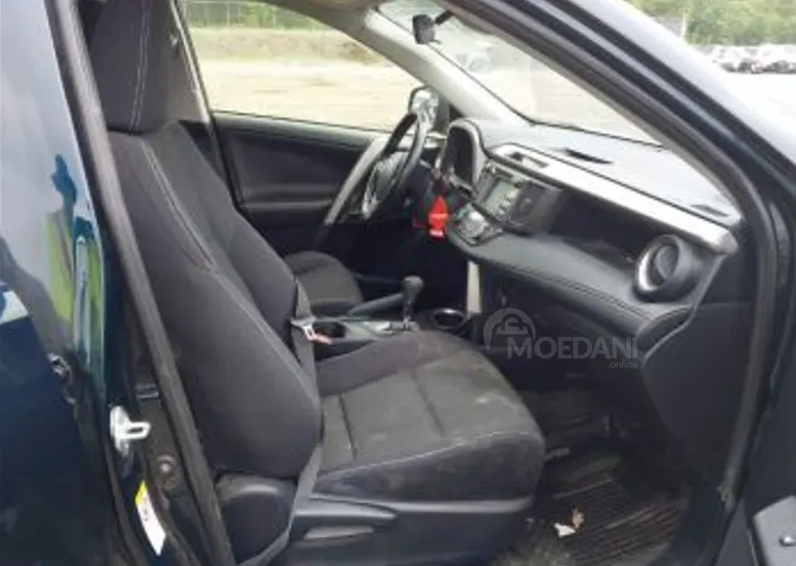 Toyota RAV4 2.5L 2017 Тбилиси - изображение 6