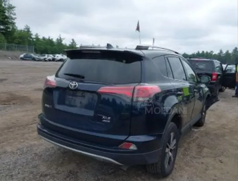 Toyota RAV4 2.5L 2017 Тбилиси - изображение 2