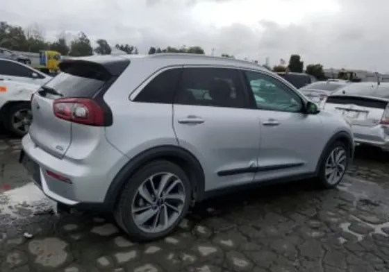 Kia Niro 2017 Тбилиси