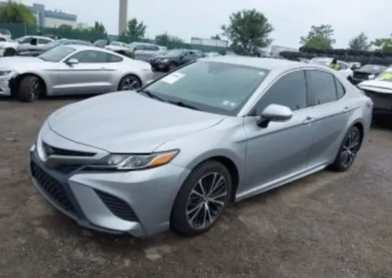 Toyota Camry 2.5L 2020 Тбилиси