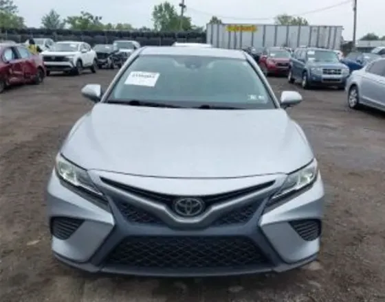 Toyota Camry 2.5L 2020 Тбилиси