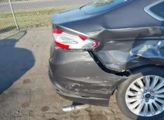 Ford Fusion 2L 2016 Тбилиси