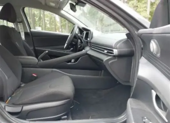 Hyundai Elantra 2025 Тбилиси