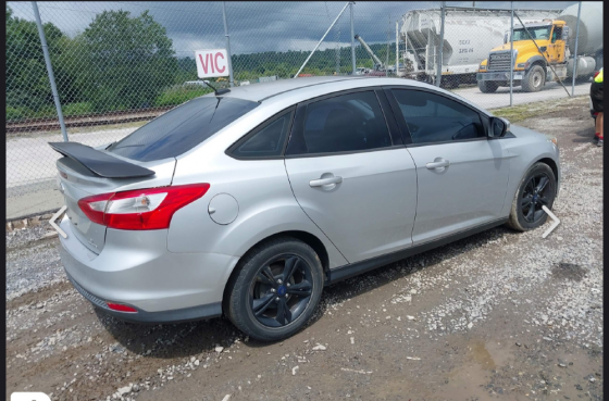 Ford Focus 2L 2014 Гори