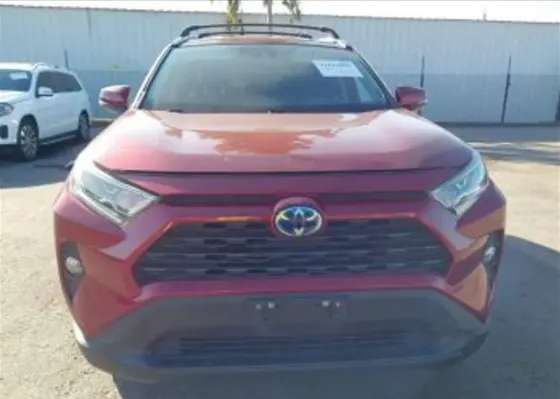 Toyota RAV4 2.5L 2021 Тбилиси