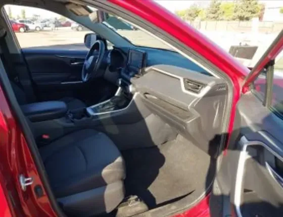 Toyota RAV4 2.5L 2021 Тбилиси