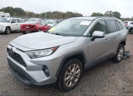 Toyota RAV4 2.5L 2019 Тбилиси