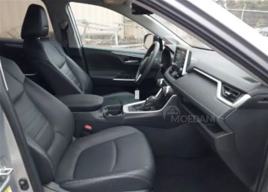 Toyota RAV4 2.5L 2019 Тбилиси - изображение 6