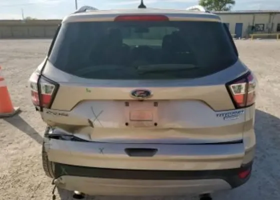 Ford Escape 2L 2018 Тбилиси