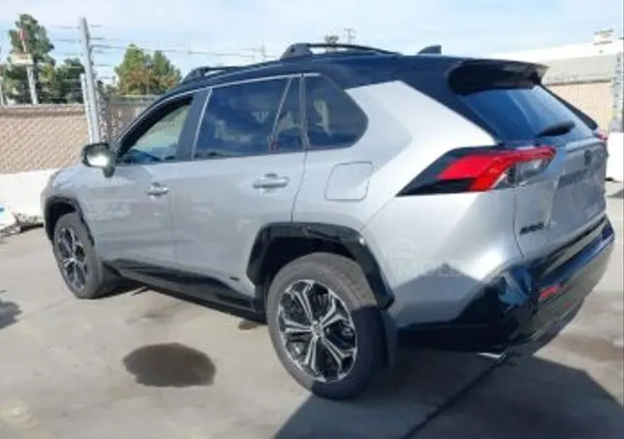 Toyota RAV4 2.5L 2025 Тбилиси - изображение 6