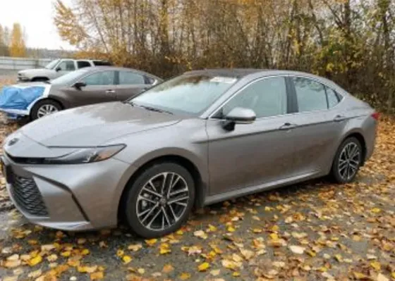 Toyota Camry 2.5L 2025 Тбилиси