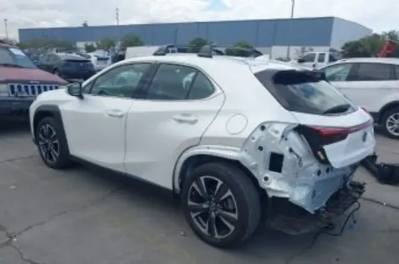 Lexus UX 2024 Тбилиси