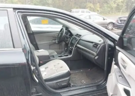 Toyota Camry 2.5L 2015 Тбилиси