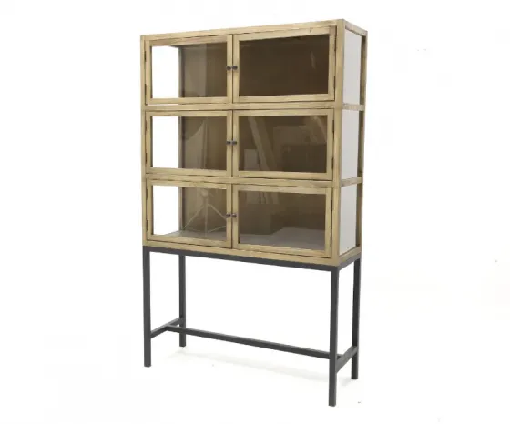 Იყიდება ყავისფერი ხის კარადა შუშის დეტალებით თბილისი