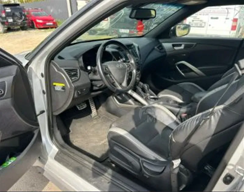 Hyundai Veloster 2016 თბილისი - photo 4