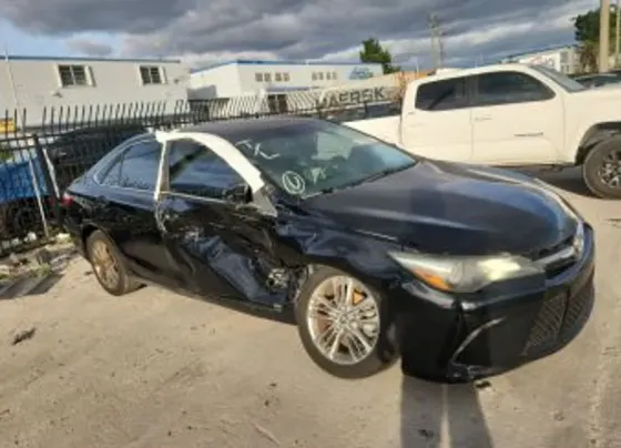 Toyota Camry 2.5L 2016 Тбилиси