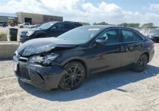 Toyota Camry 2.5L 2015 Тбилиси