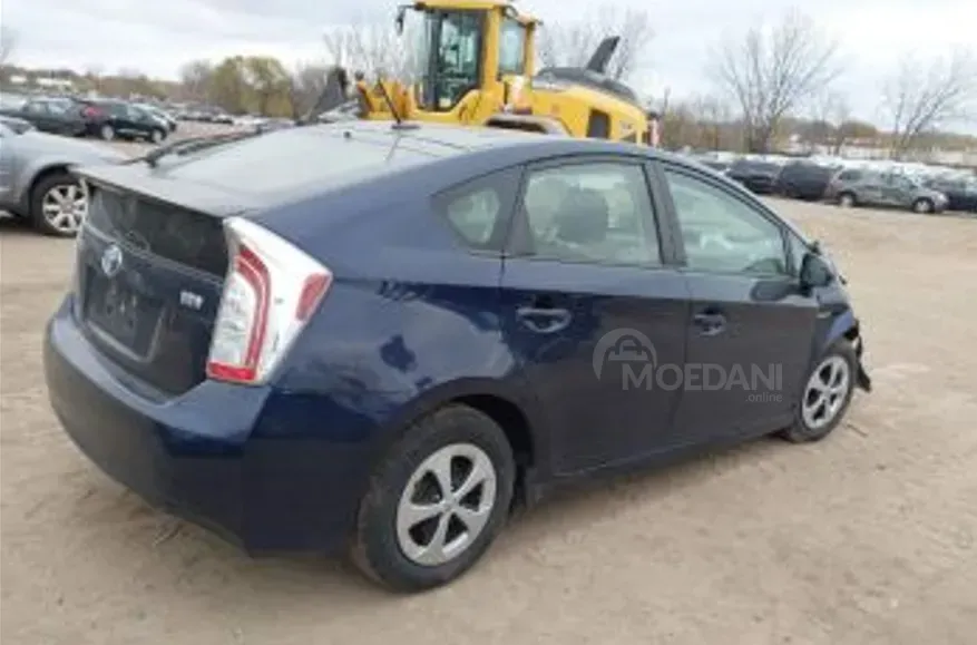 Toyota Prius 1.8L 2015 Тбилиси - изображение 4