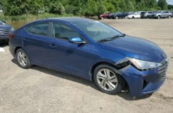 Hyundai Elantra 2019 Тбилиси