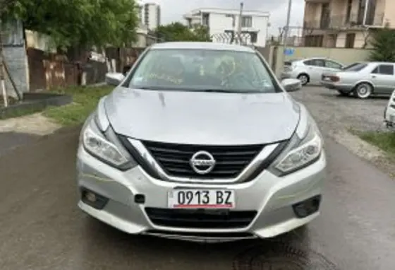 Nissan Altima 2016 Тбилиси