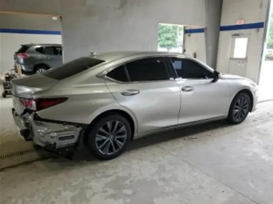 Lexus ES 2021 Тбилиси