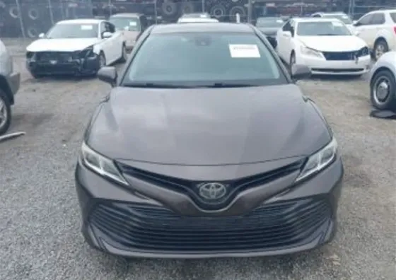 Toyota Camry 2.5L 2018 Тбилиси