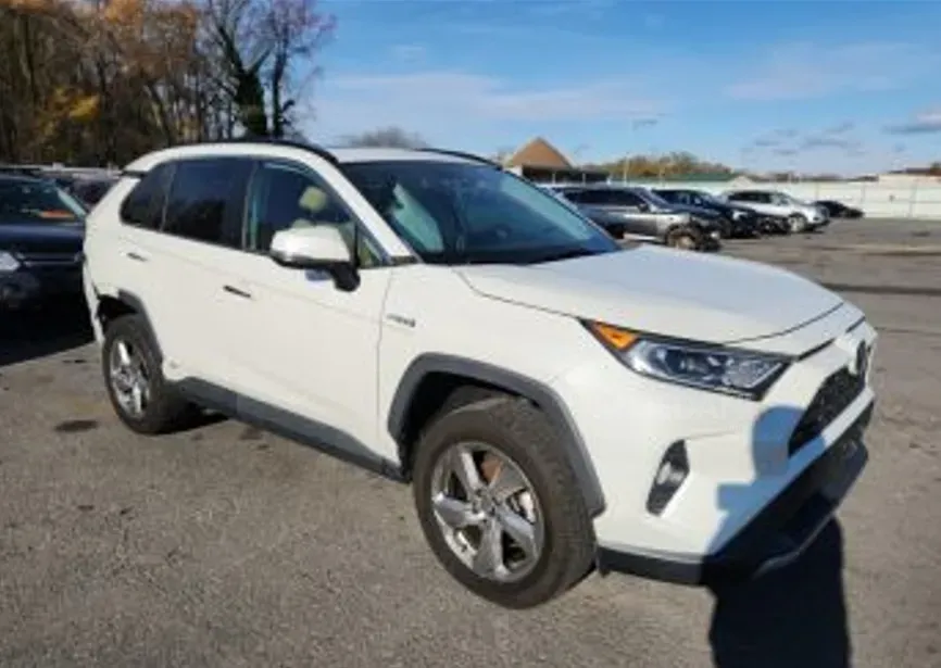 Toyota RAV4 2.5L 2020 Тбилиси - изображение 3