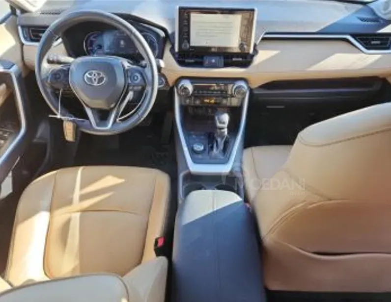 Toyota RAV4 2.5L 2020 Тбилиси - изображение 5