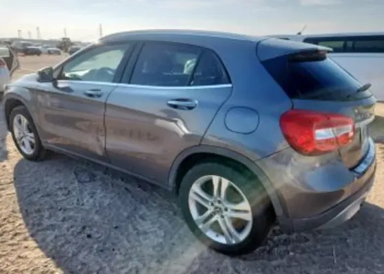 Mercedes GLA 2L 2018 Тбилиси