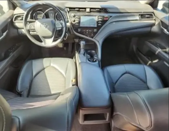 Toyota Camry 2.5L 2019 Тбилиси