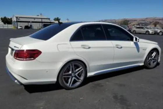 Mercedes E 5.5L 2014 Тбилиси