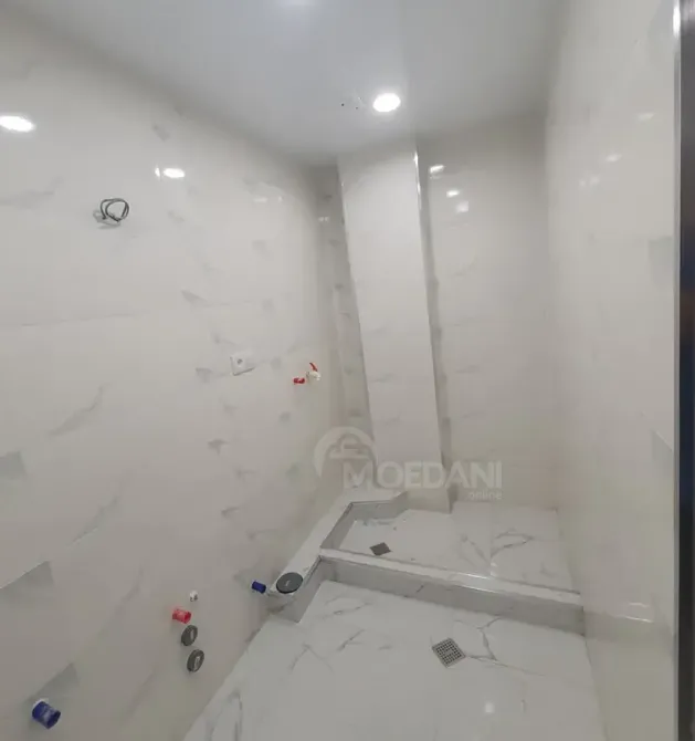 Apartments For Sale three-room 58м² 4/8 floor Tbilisi - photo 4