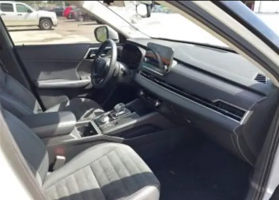 Mitsubishi Outlander 2024 Tbilisi