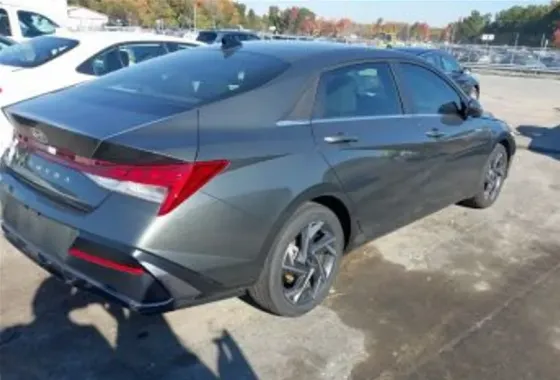 Hyundai Elantra 2024 Тбилиси