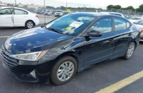 Hyundai Elantra 2019 Тбилиси