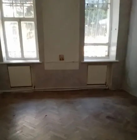 Apartments For Rent three-room 70м² 1/3 floor Tbilisi
