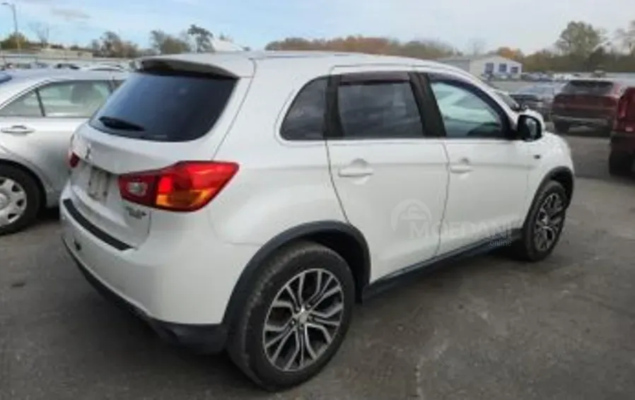 Mitsubishi Outlander 2017 Тбилиси - изображение 2