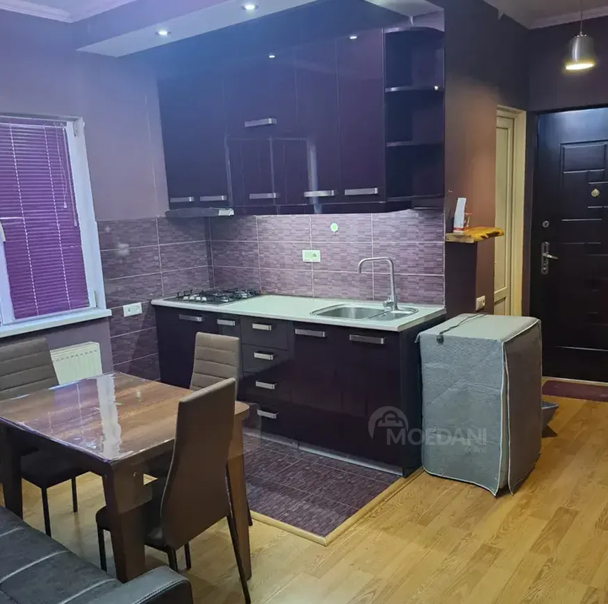 Сдам 2-комн. квартиру 45м² 2/2 эт. Тбилиси - изображение 4