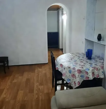 Apartments For Rent two-room 40м² 2/4 floor Tbilisi