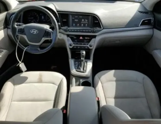 Hyundai Elantra 2018 თბილისი