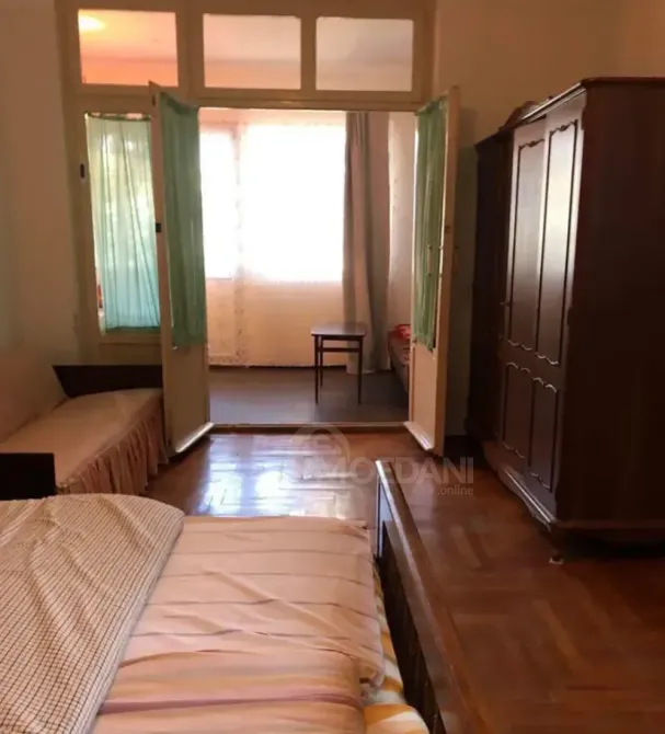 Продам 2-комн. квартиру 80м² 1/3 эт. Тбилиси - изображение 2